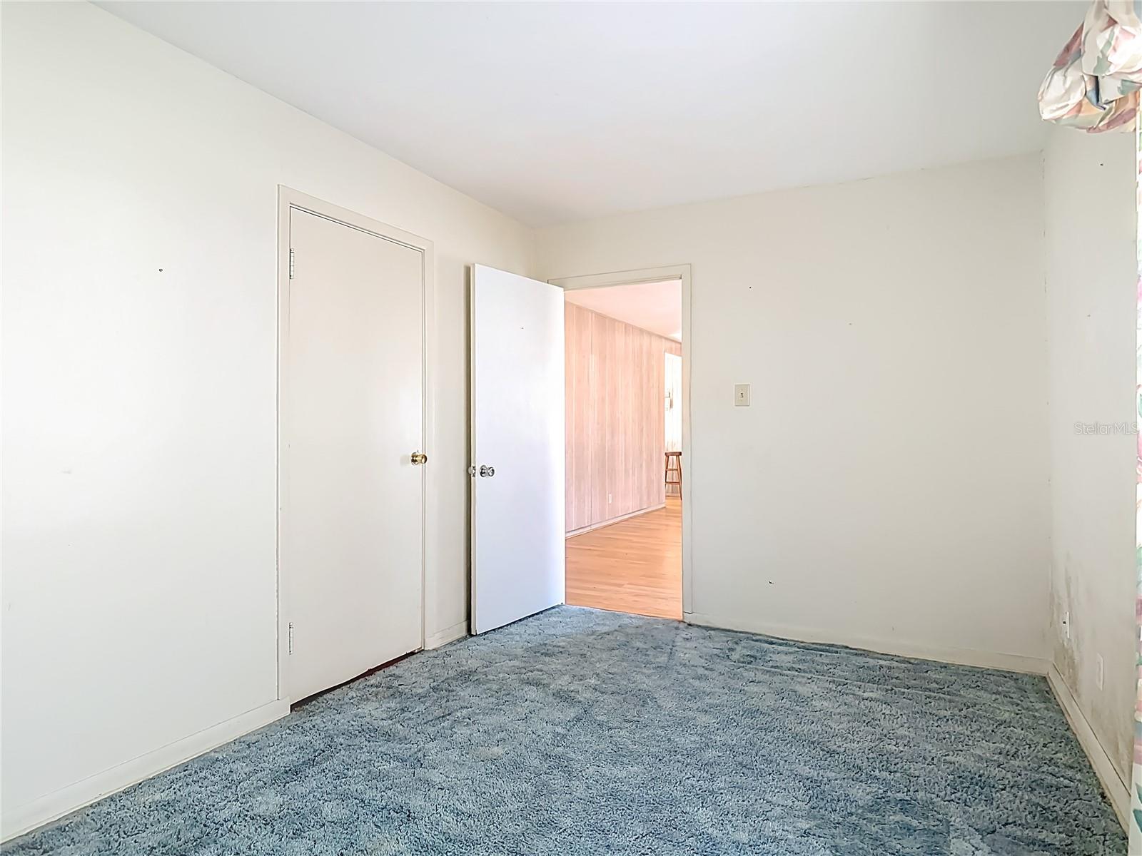 Image 22 of 79 For 730 University Avenue