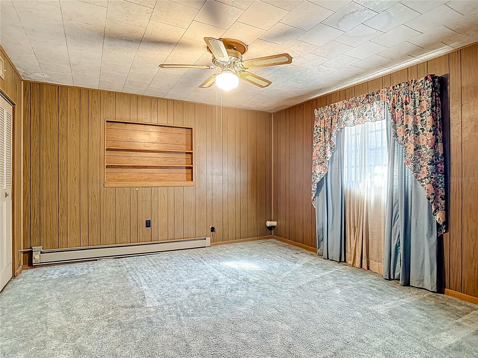 Image 30 of 79 For 730 University Avenue