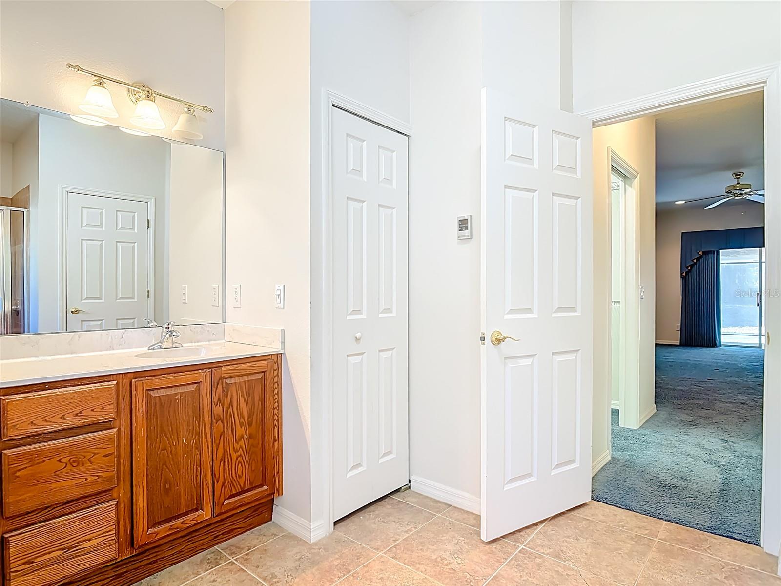 Image 55 of 79 For 730 University Avenue