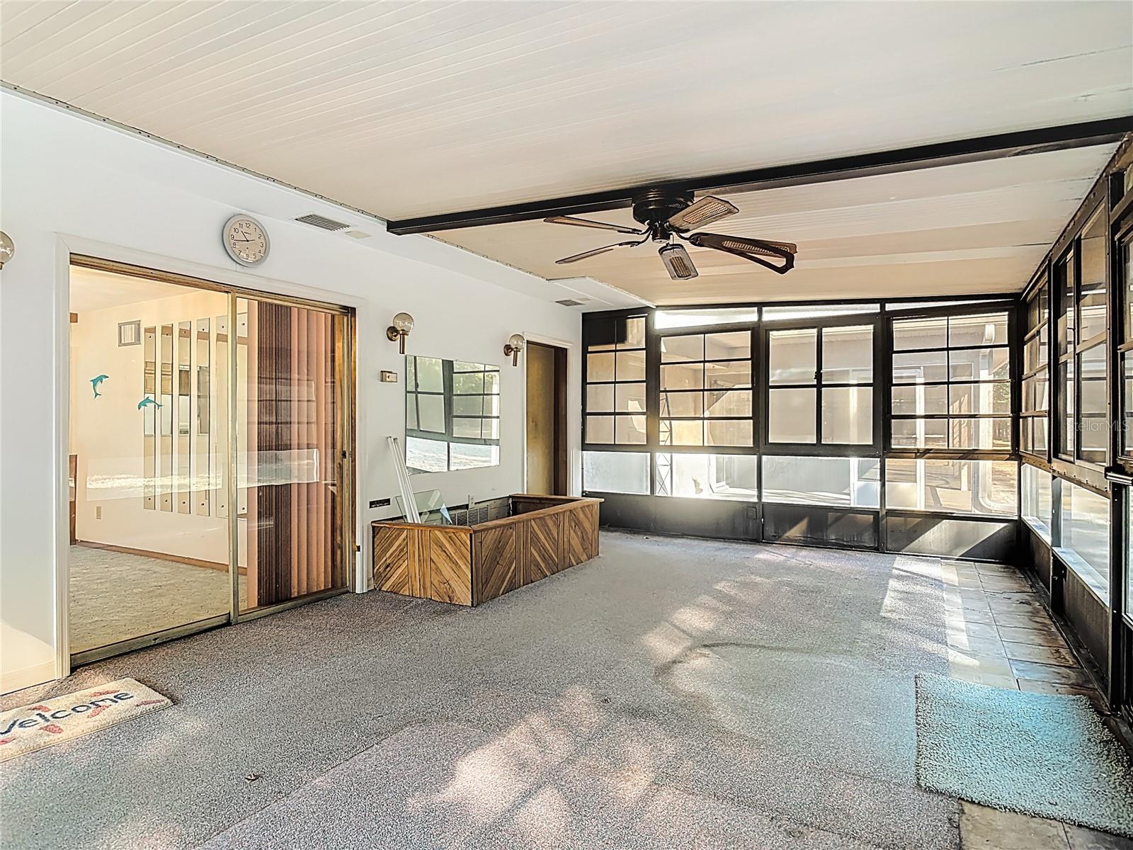 Image 65 of 79 For 730 University Avenue