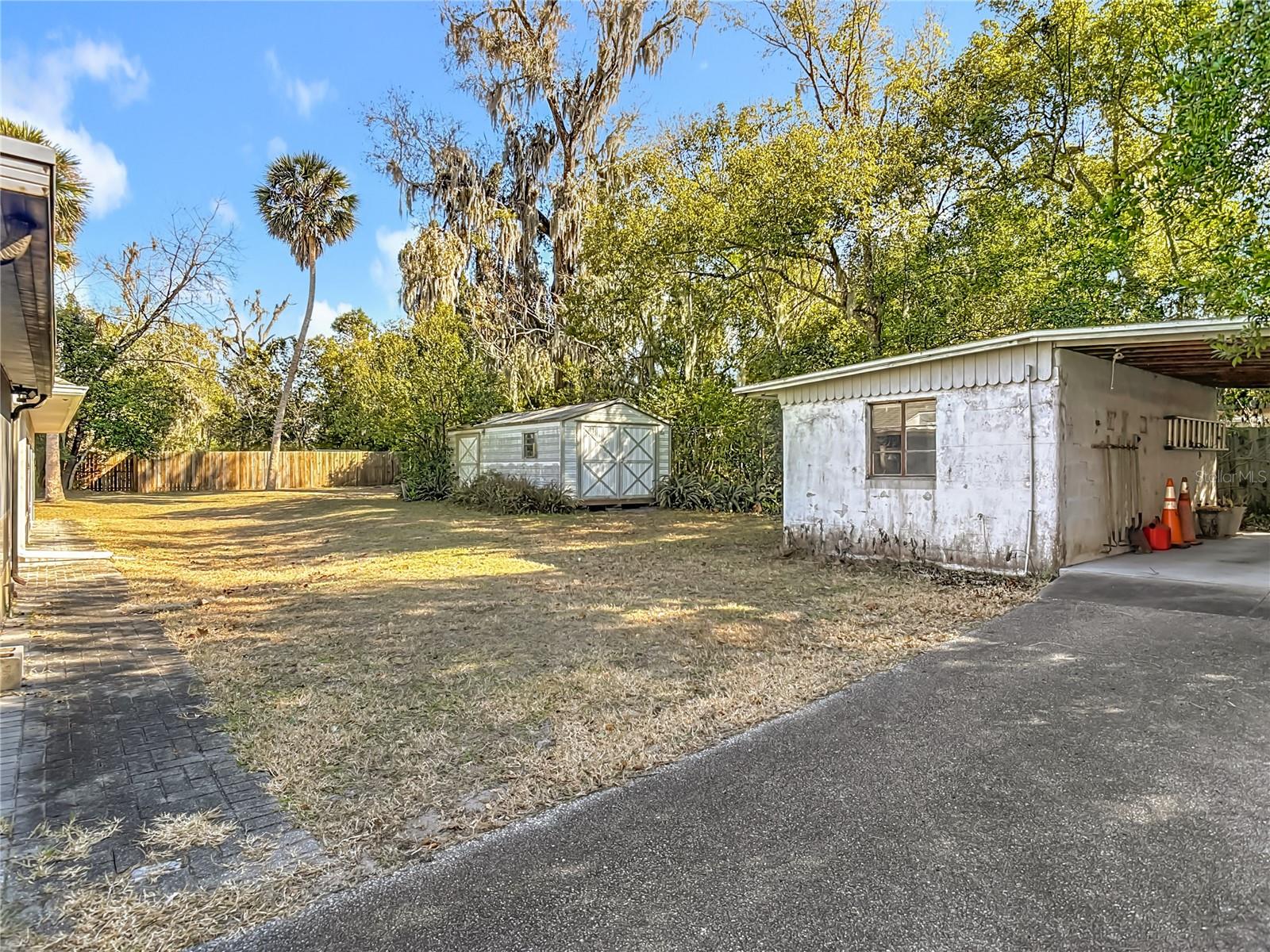 Image 71 of 79 For 730 University Avenue