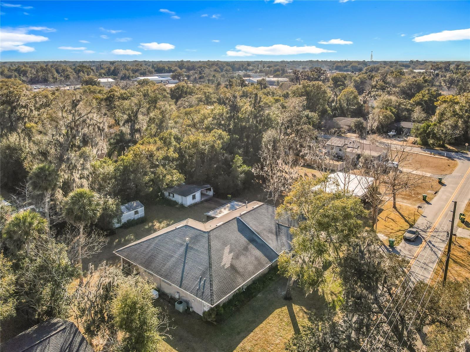 Image 77 of 79 For 730 University Avenue