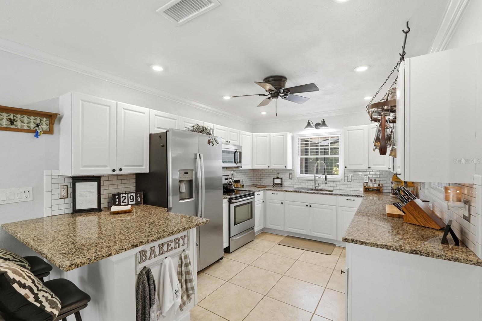 Image 9 of 60 For 686 Wildwood Drive