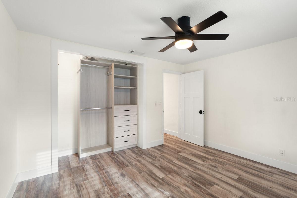 Image 27 of 67 For 22 Tiffany Circle