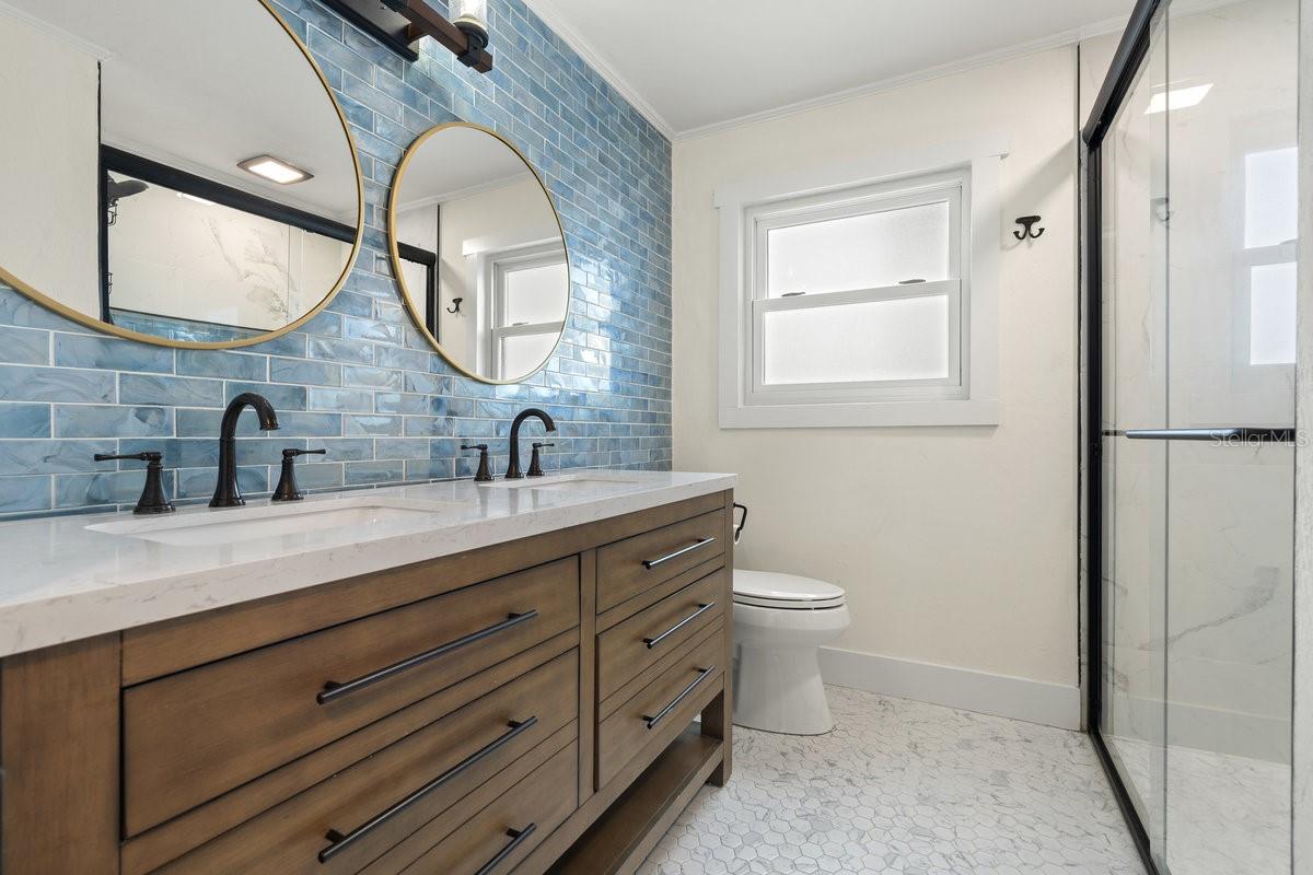 Image 28 of 67 For 22 Tiffany Circle