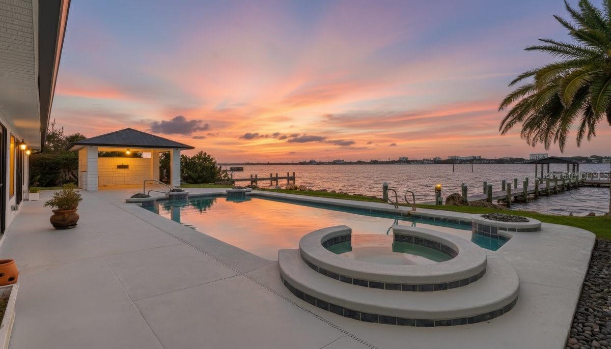 Image 3 of 67 For 22 Tiffany Circle