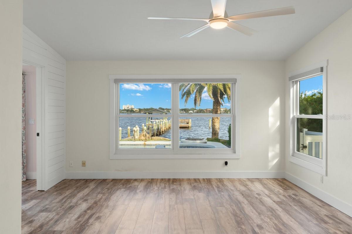 Image 33 of 67 For 22 Tiffany Circle