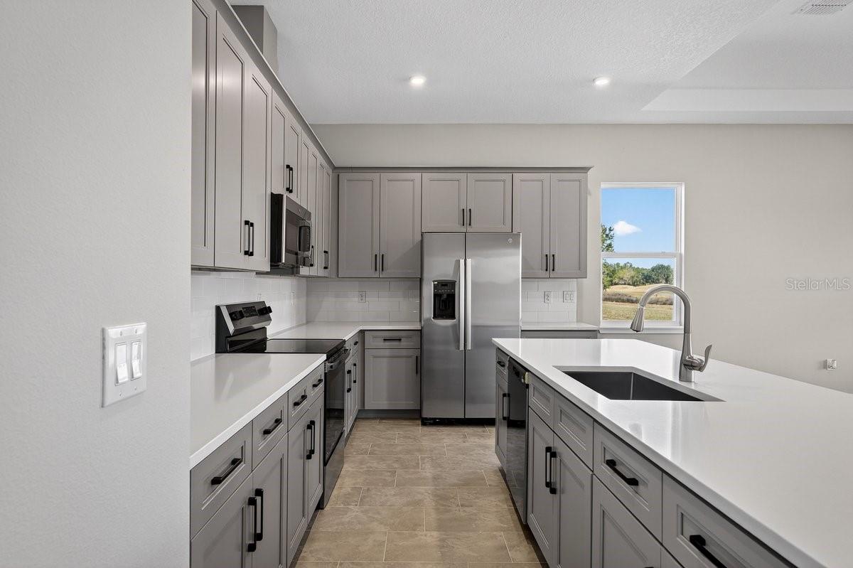 Image 26 of 64 For 1262 Champions Drive