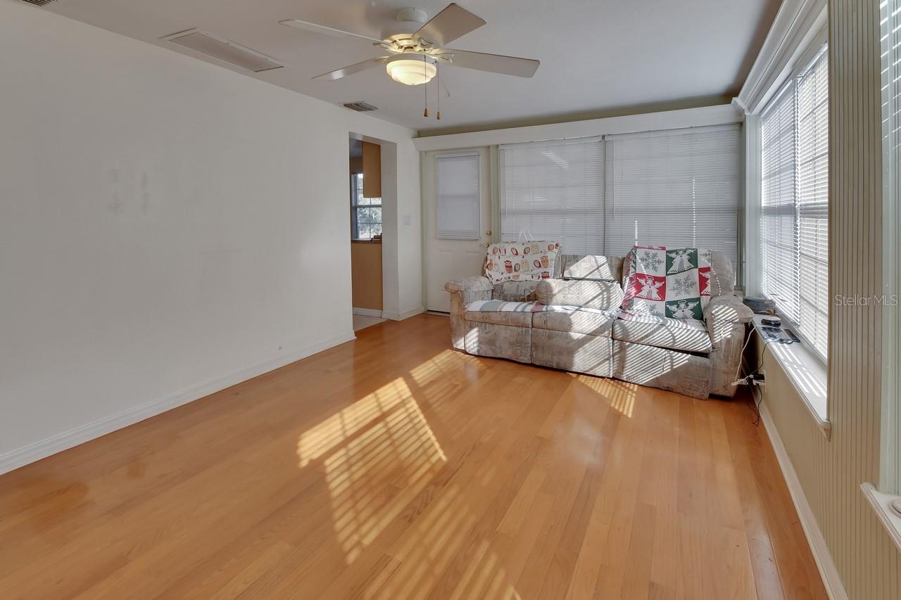 Image 12 of 33 For 131 Lucerne Drive