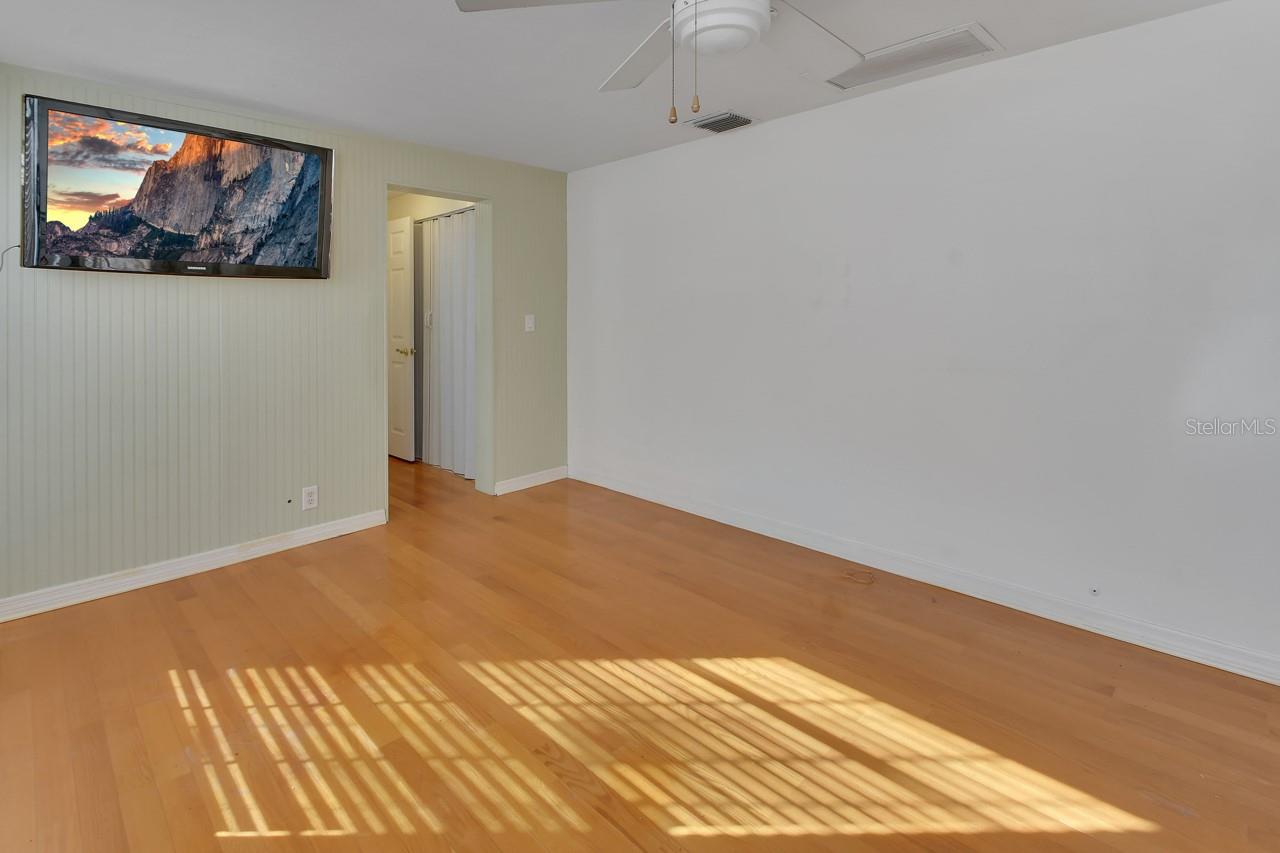 Image 4 of 33 For 131 Lucerne Drive