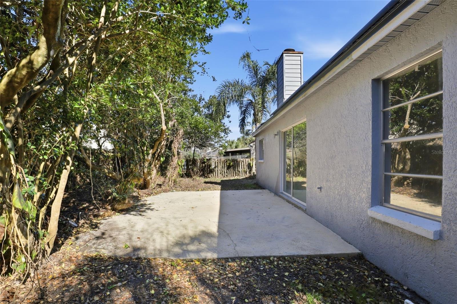 Image 35 of 36 For 676 Weybridge Court