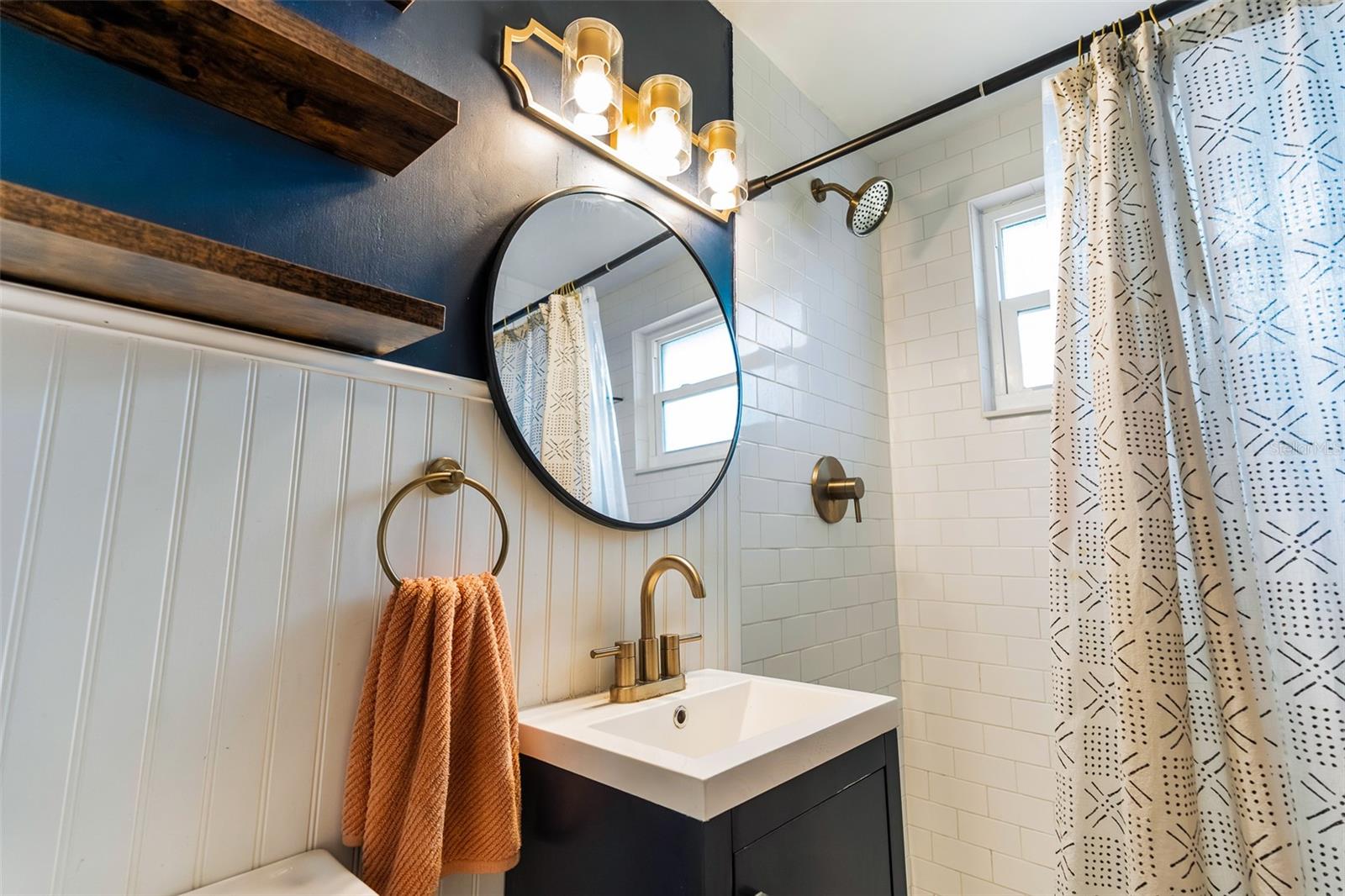 Image 21 of 43 For 728 Flamingo Drive