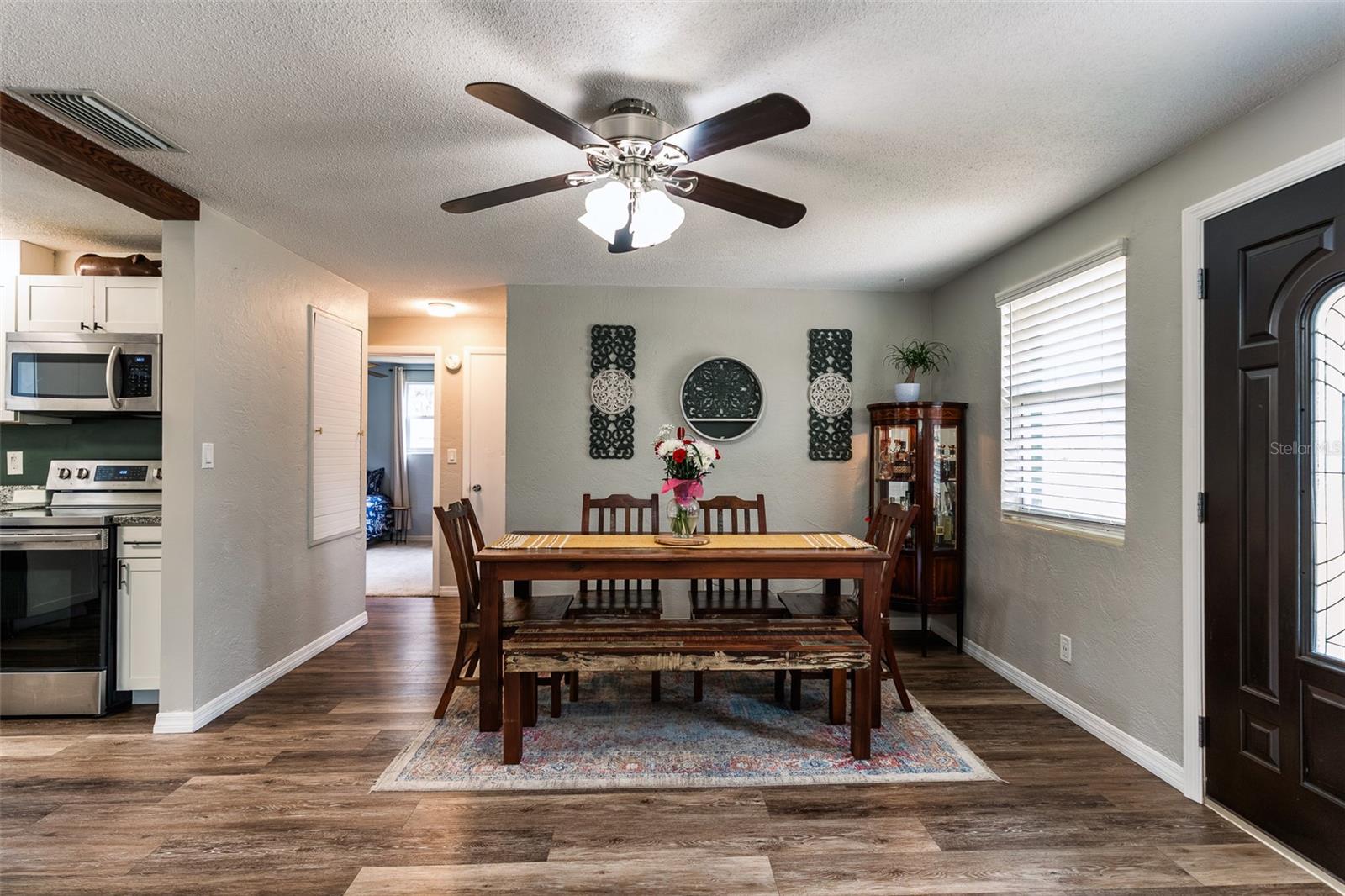 Image 34 of 43 For 728 Flamingo Drive