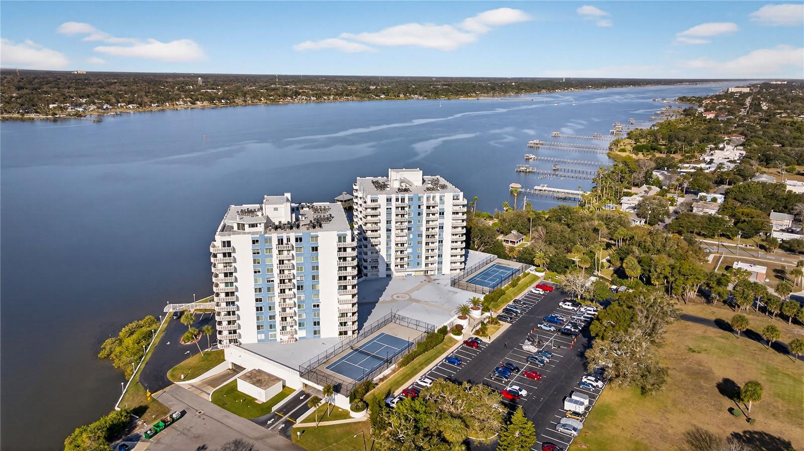 Image 29 of 37 For 935 Halifax Avenue 707