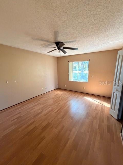 Image 6 of 12 For 1025 Calle Grande Street