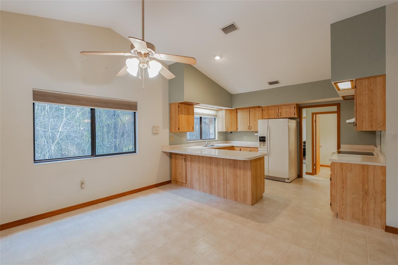 Image 14 of 44 For 1325 Spring Garden Avenue