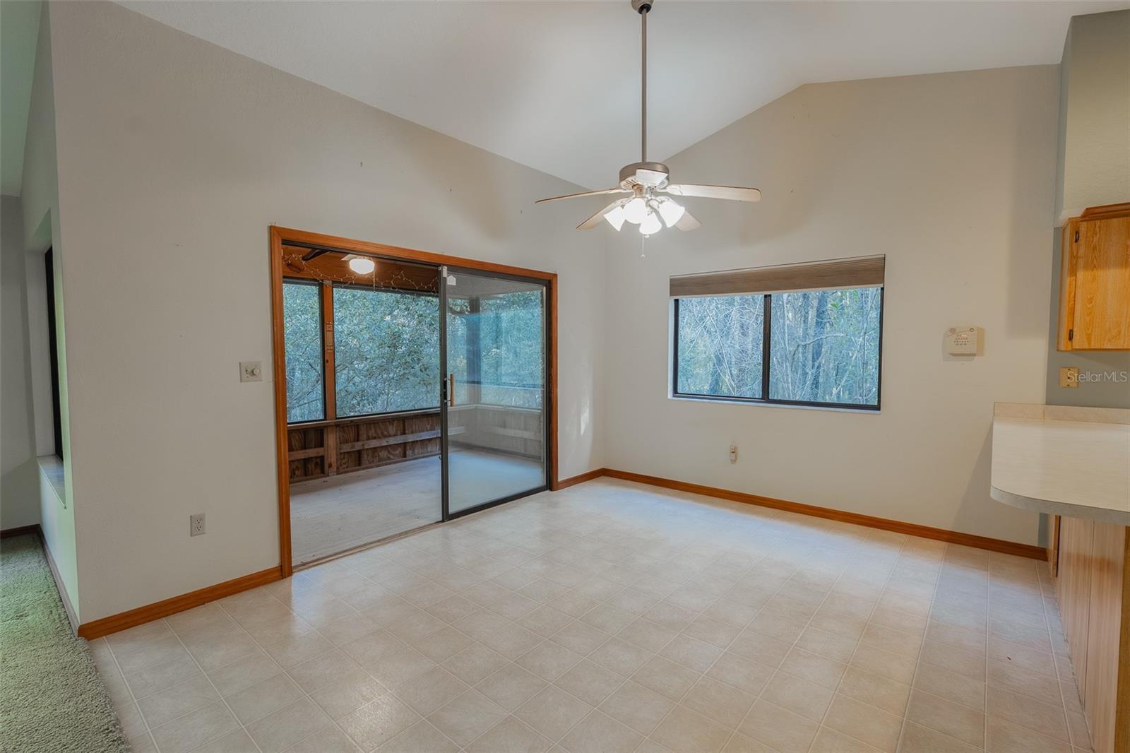 Image 16 of 44 For 1325 Spring Garden Avenue