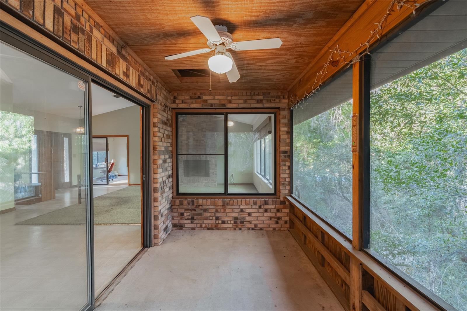 Image 21 of 44 For 1325 Spring Garden Avenue