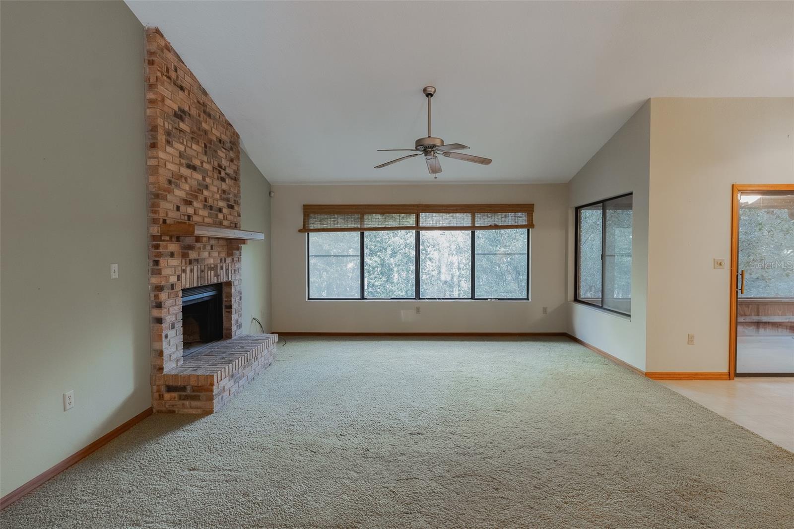 Image 6 of 44 For 1325 Spring Garden Avenue