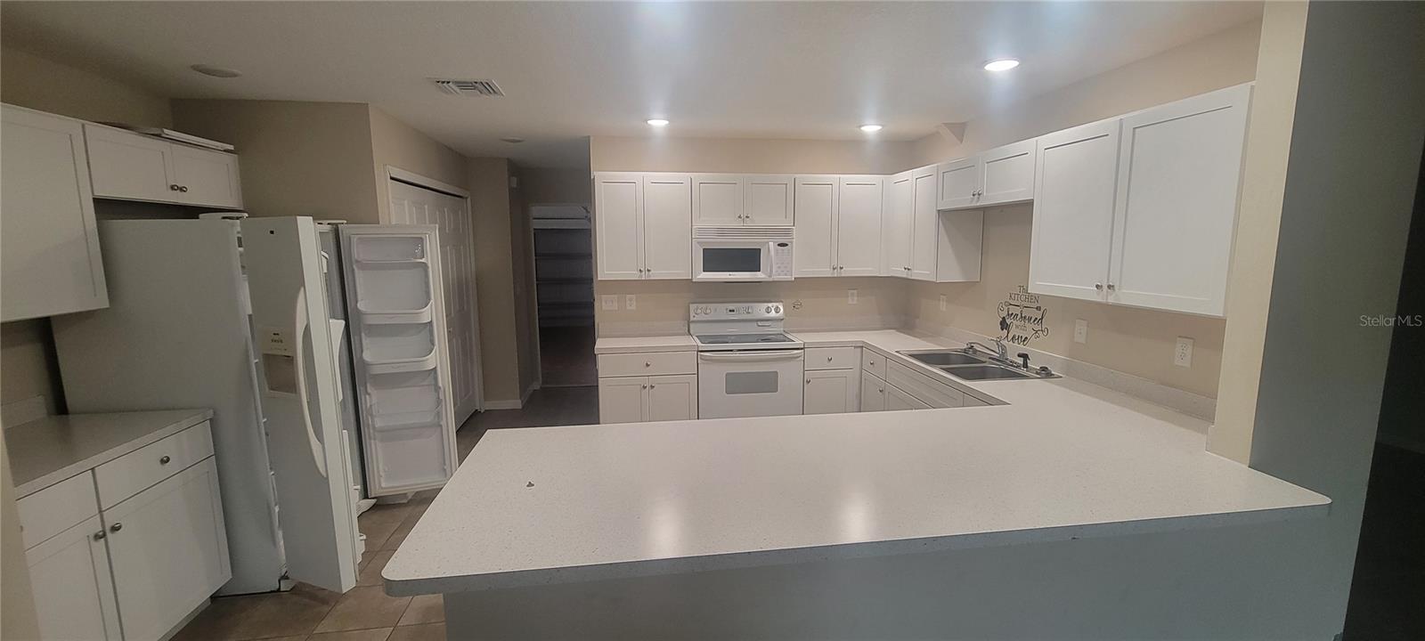 Image 10 of 22 For 2185 Normandy Boulevard