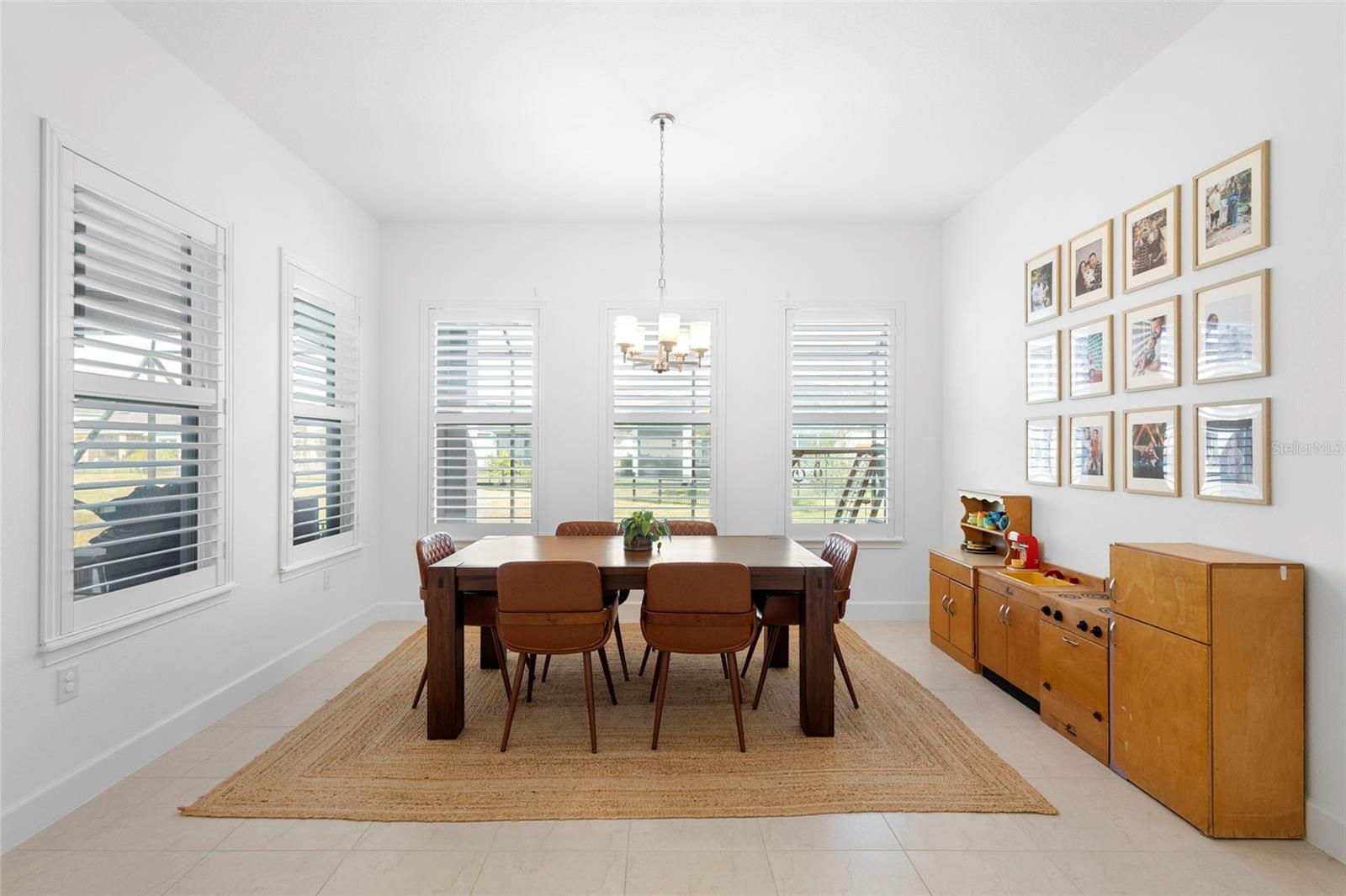 Image 14 of 39 For 6291 Fallsgrove Lane