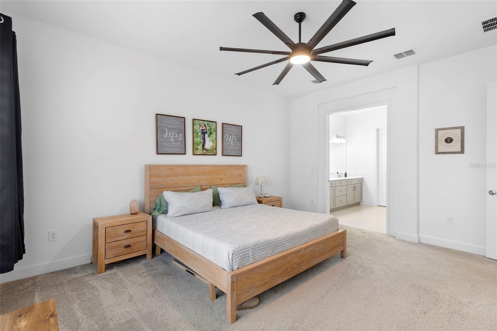 Image 18 of 39 For 6291 Fallsgrove Lane