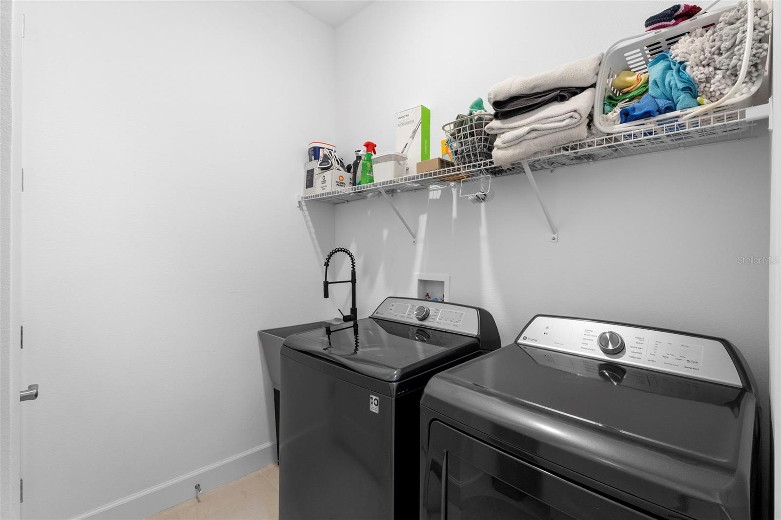 Image 23 of 39 For 6291 Fallsgrove Lane