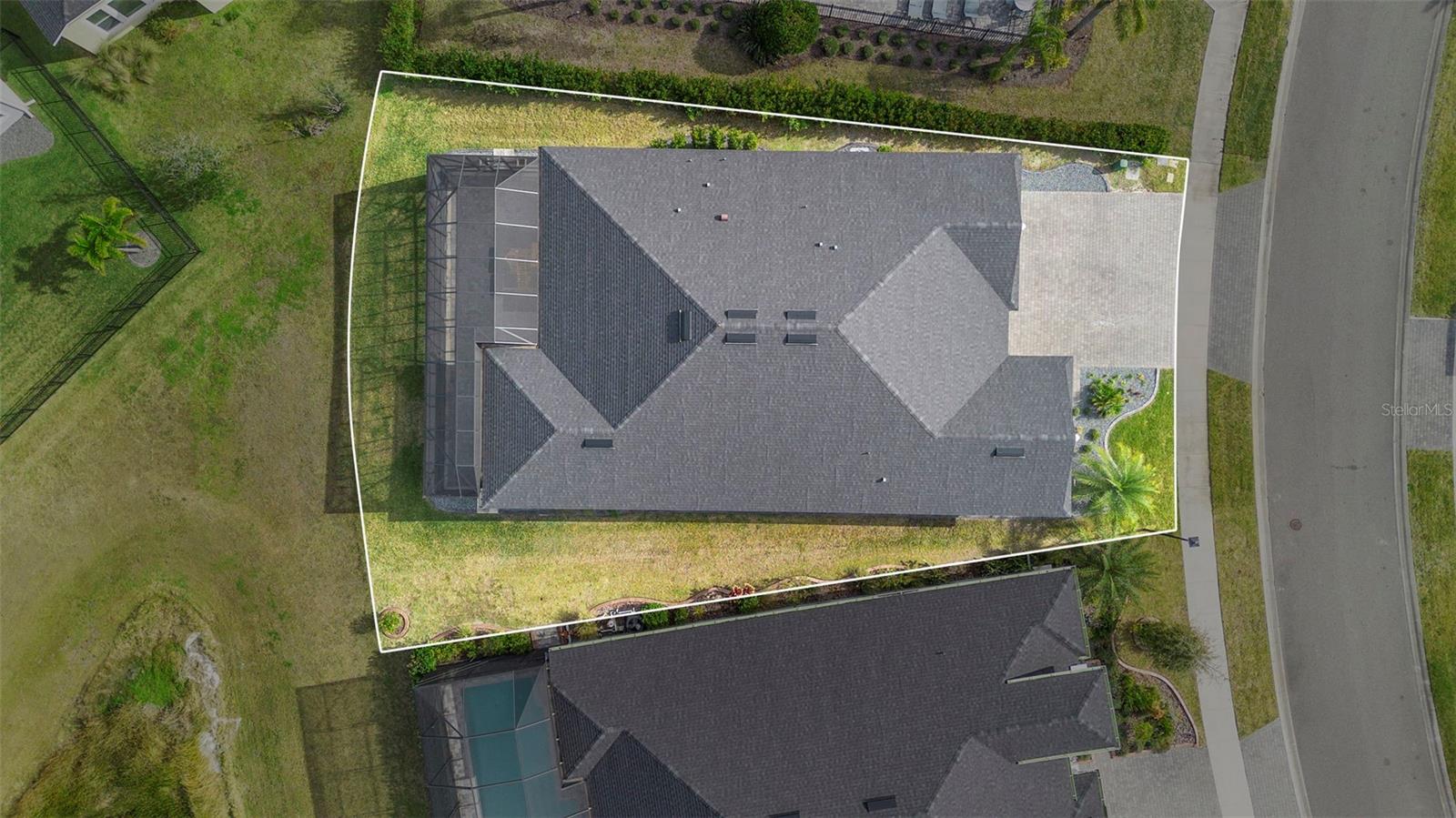 Image 37 of 39 For 6291 Fallsgrove Lane