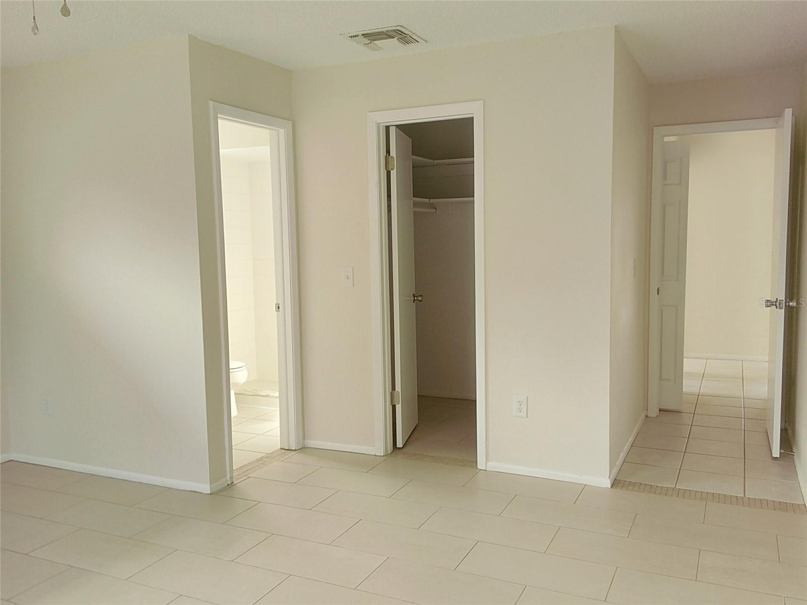 Image 13 of 25 For 1669 Tarrytown Avenue