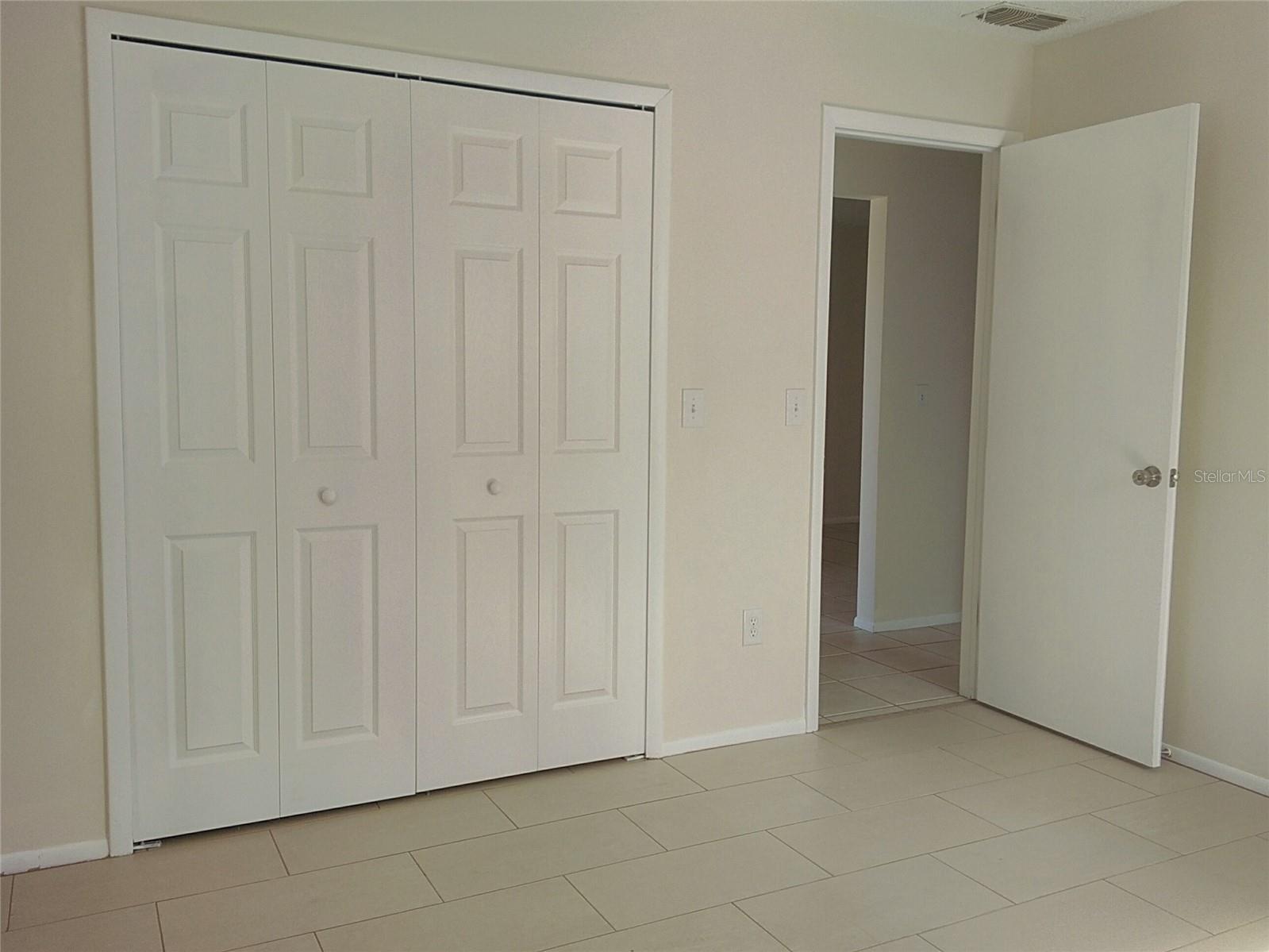 Image 17 of 25 For 1669 Tarrytown Avenue