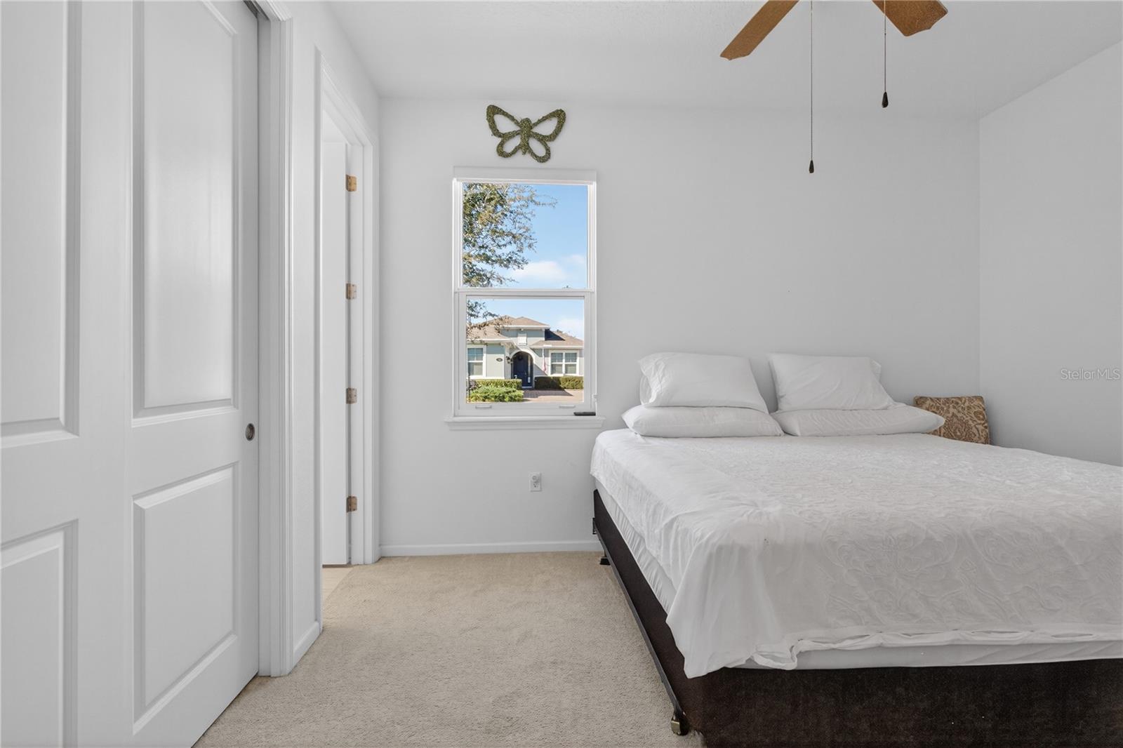 Image 13 of 35 For 1539 Lambrook Drive