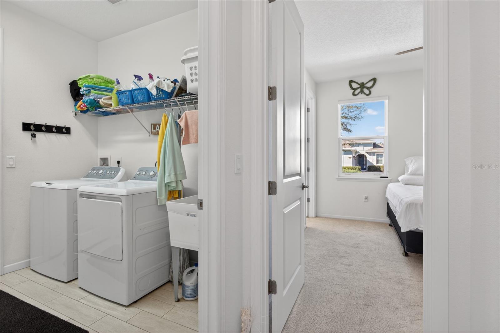 Image 15 of 35 For 1539 Lambrook Drive