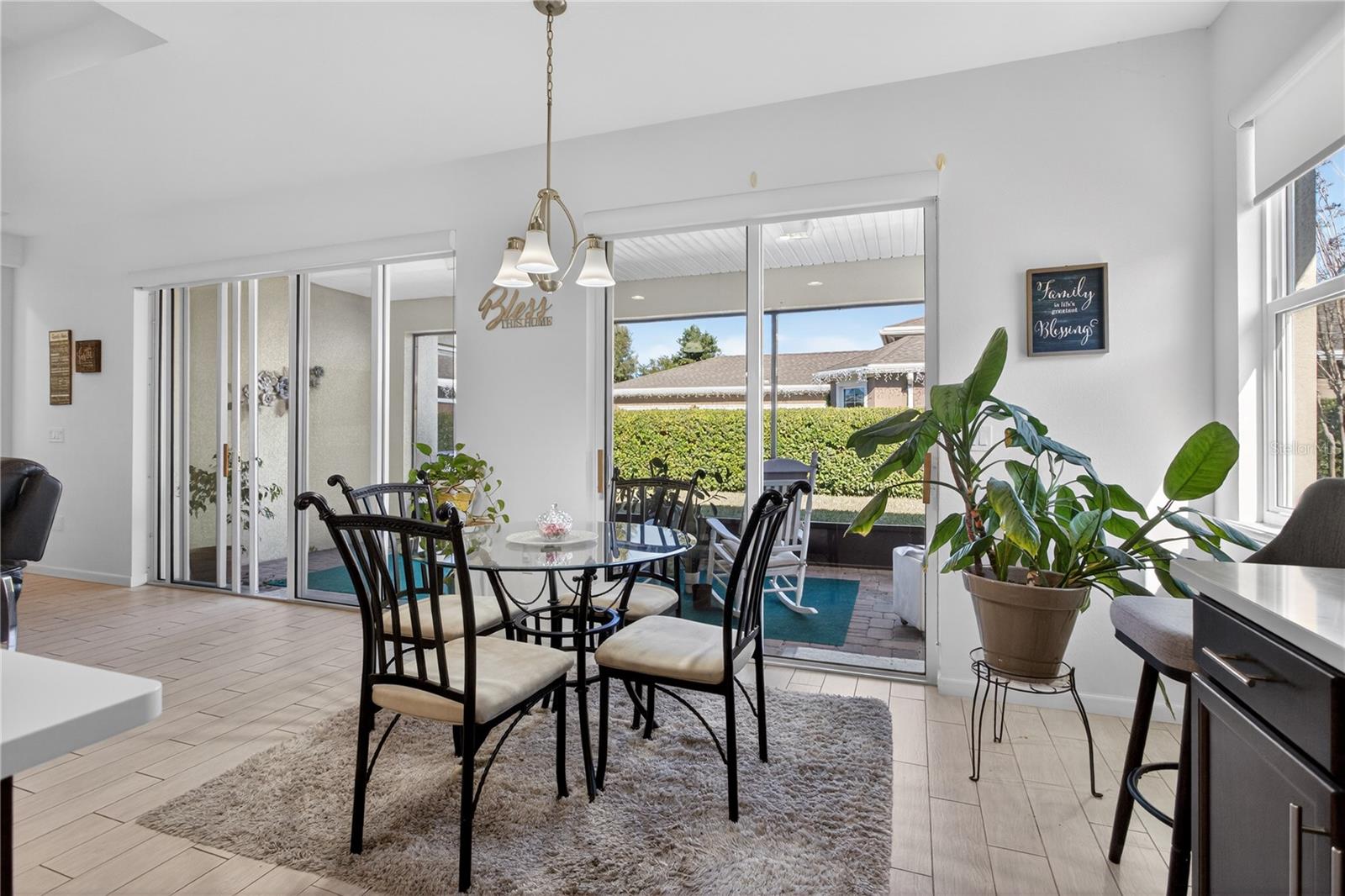 Image 21 of 35 For 1539 Lambrook Drive