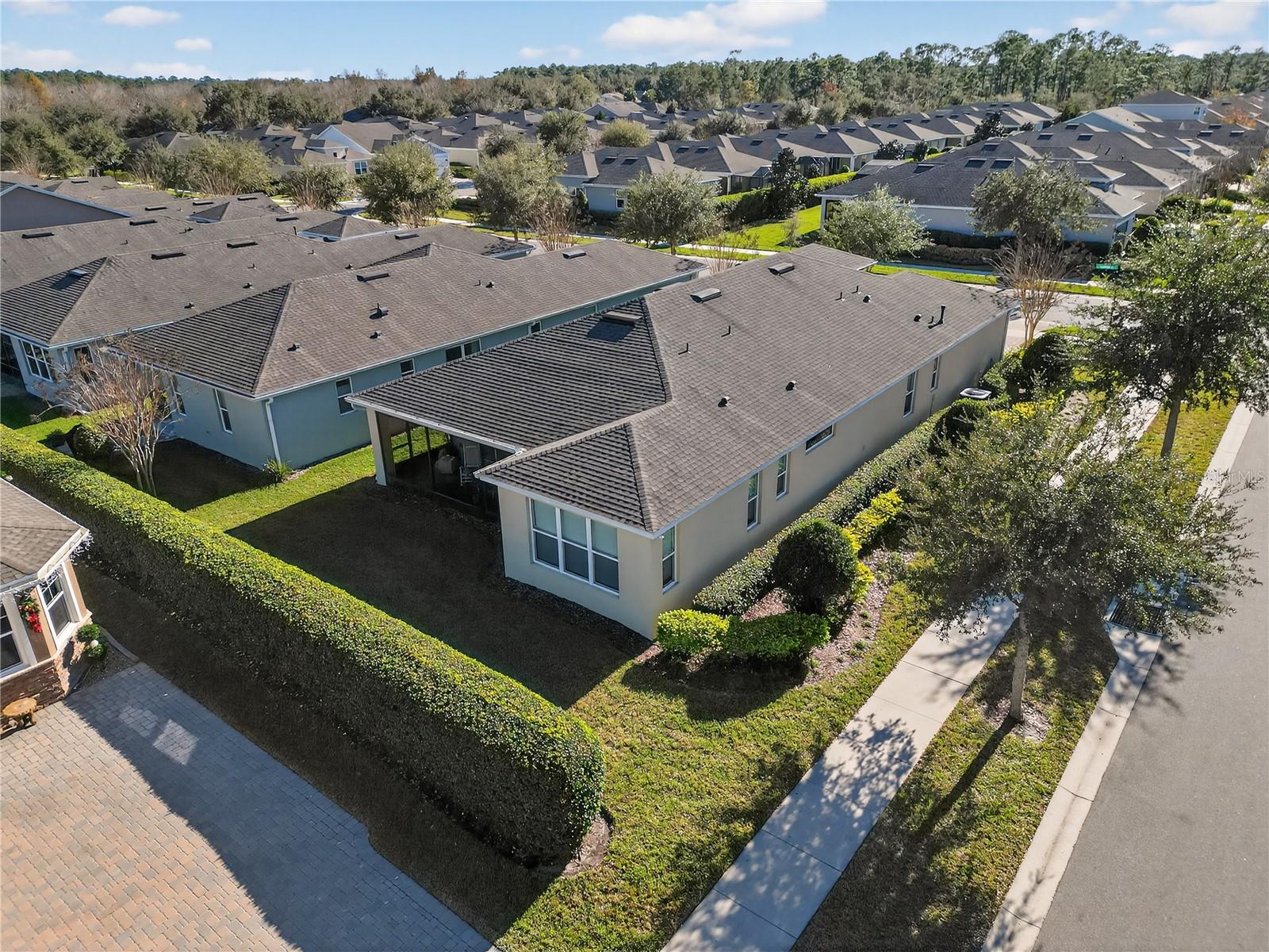 Image 4 of 35 For 1539 Lambrook Drive