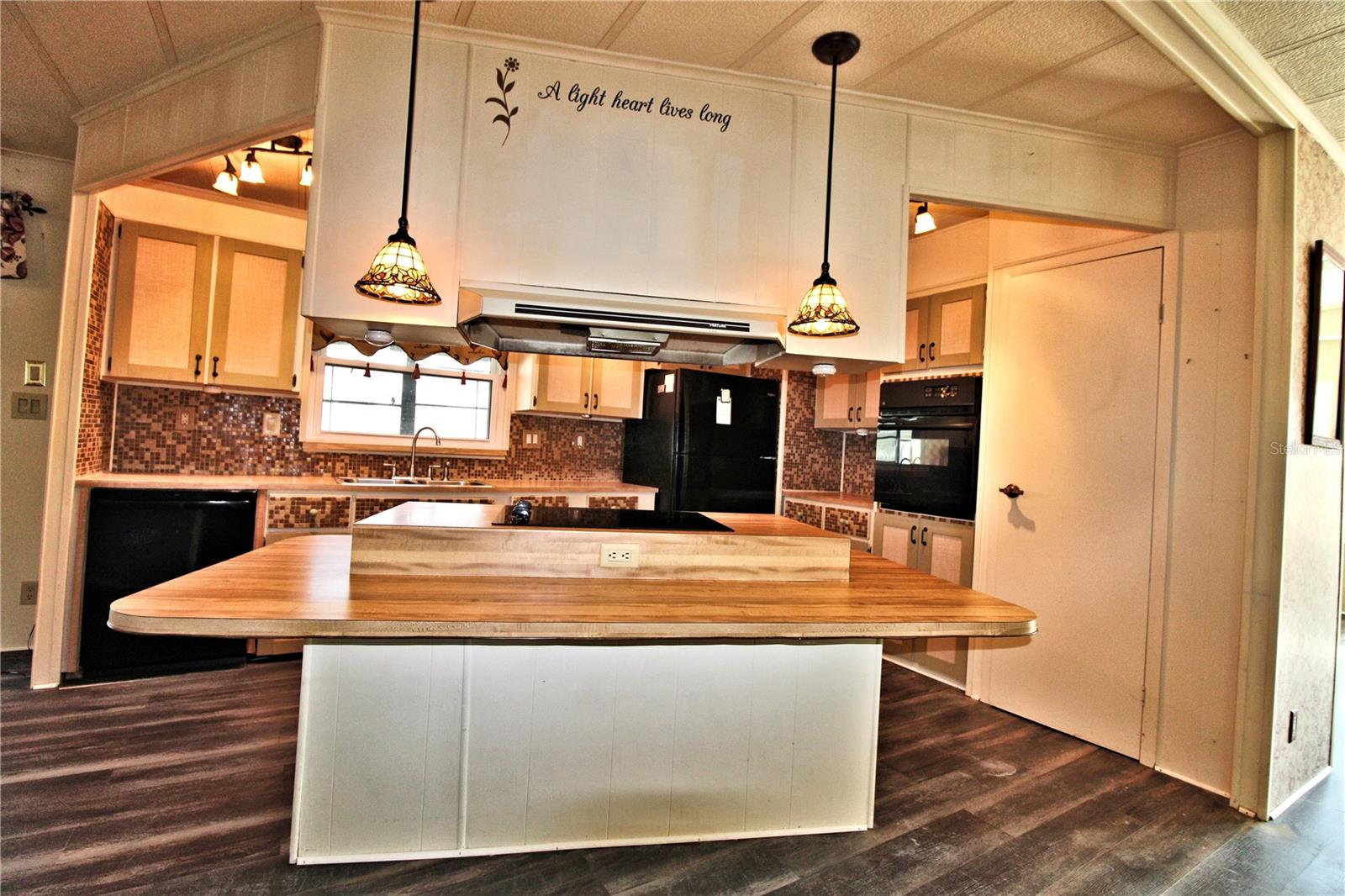 Image 12 of 33 For 743 Cricket Court