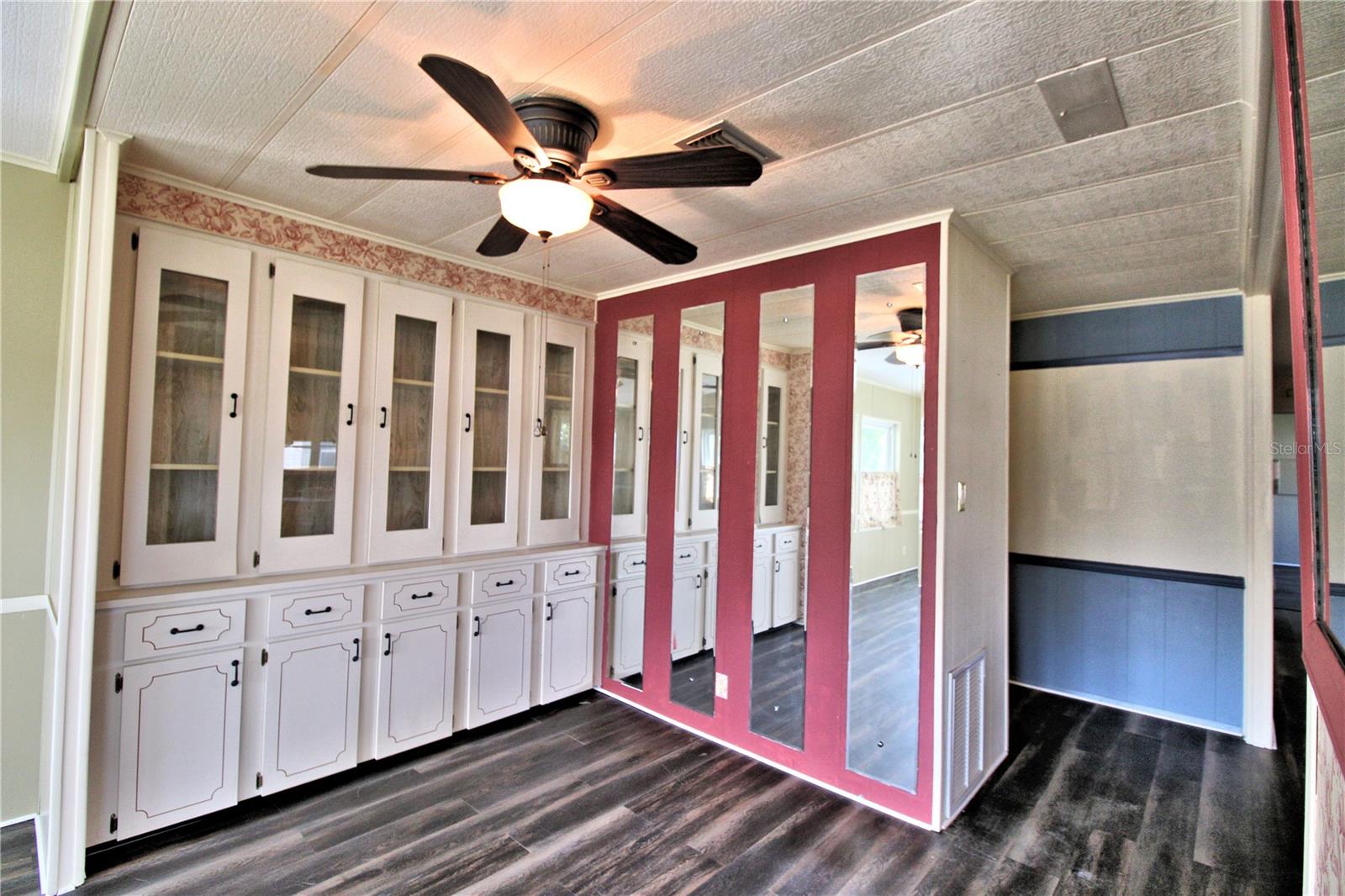 Image 16 of 33 For 743 Cricket Court