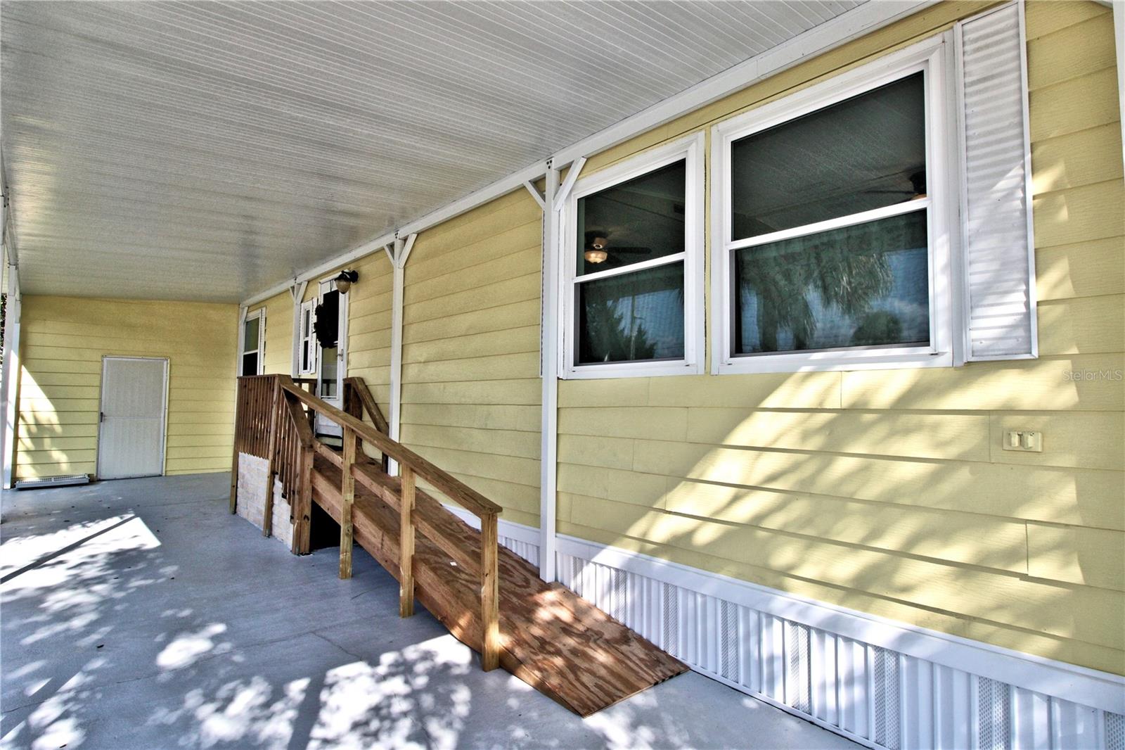 Image 29 of 33 For 743 Cricket Court