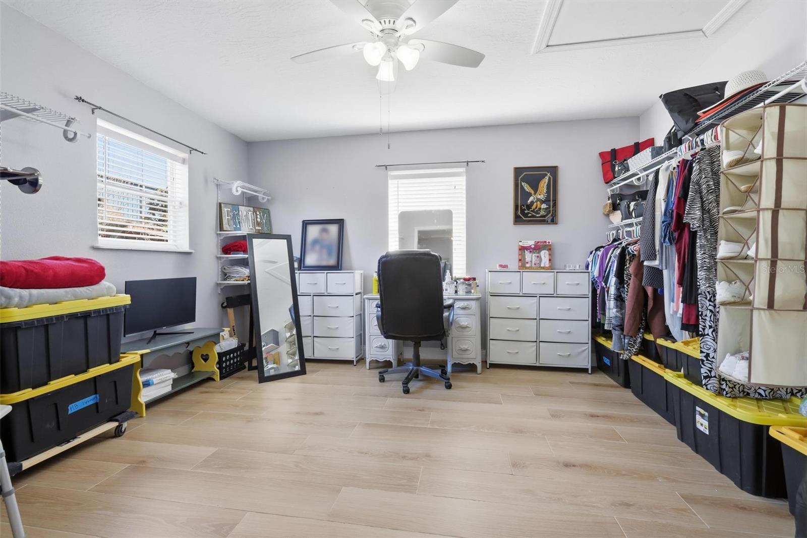 Image 14 of 31 For 343 Elsie Avenue