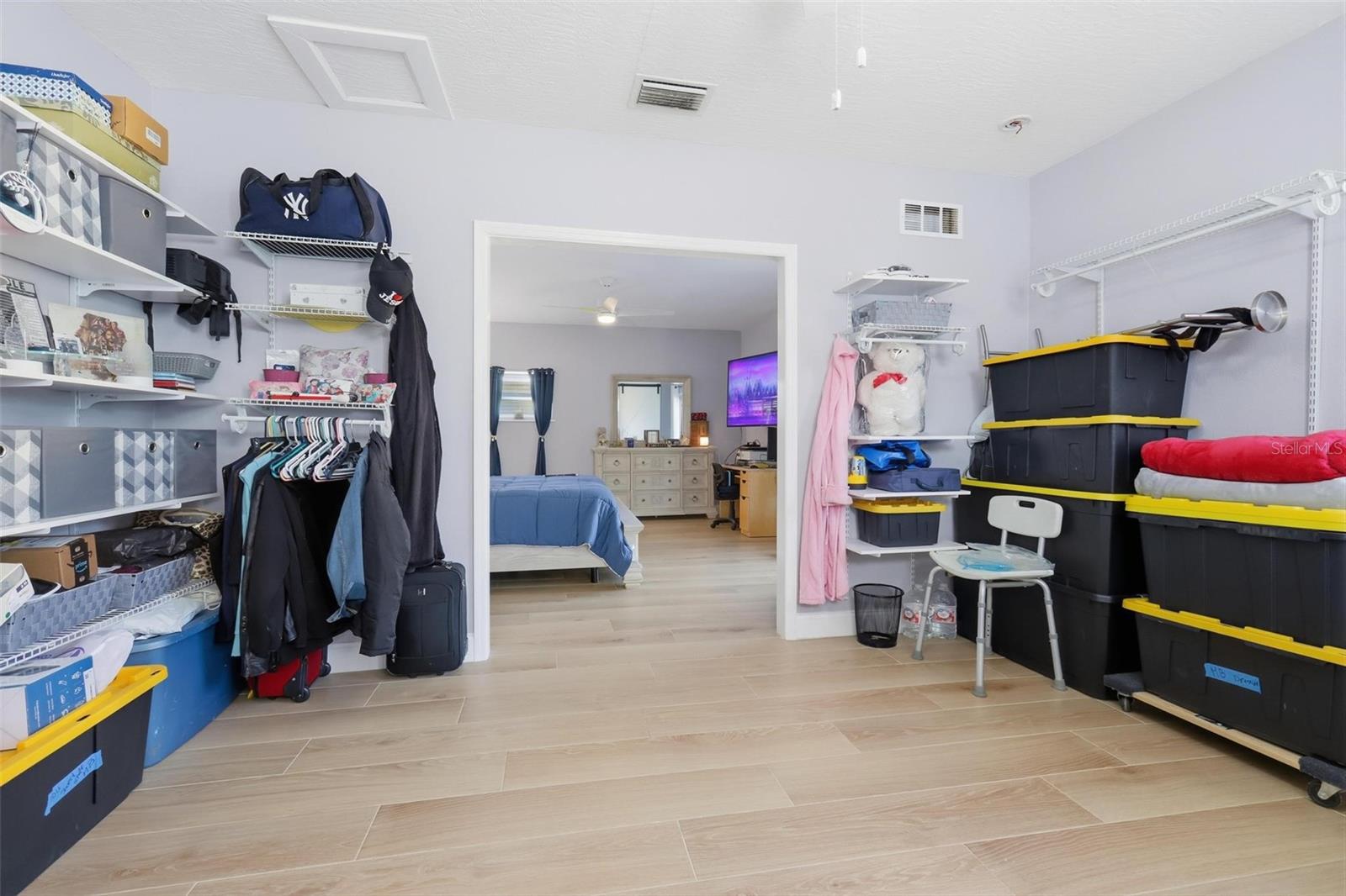 Image 15 of 31 For 343 Elsie Avenue