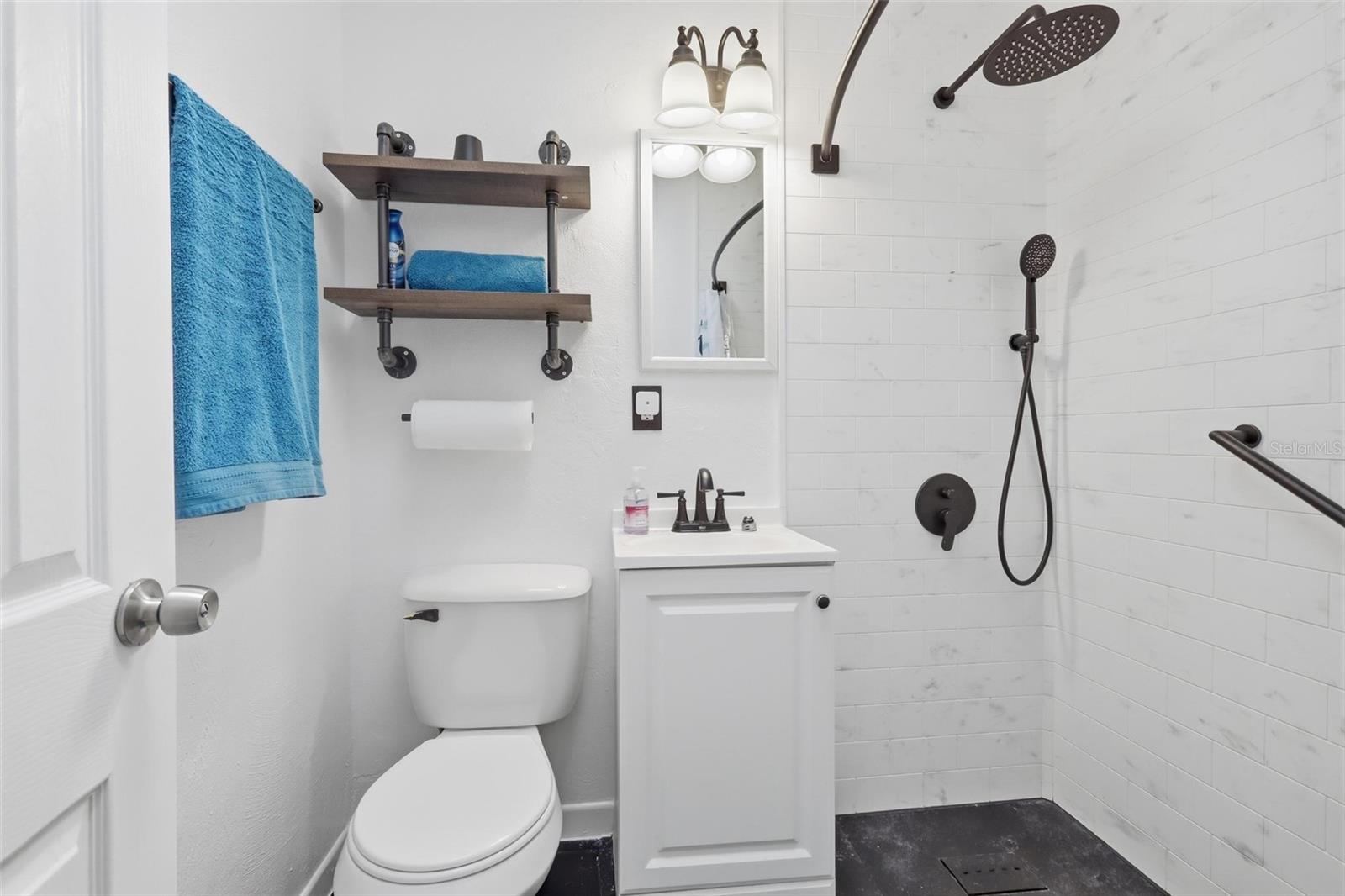 Image 23 of 31 For 343 Elsie Avenue