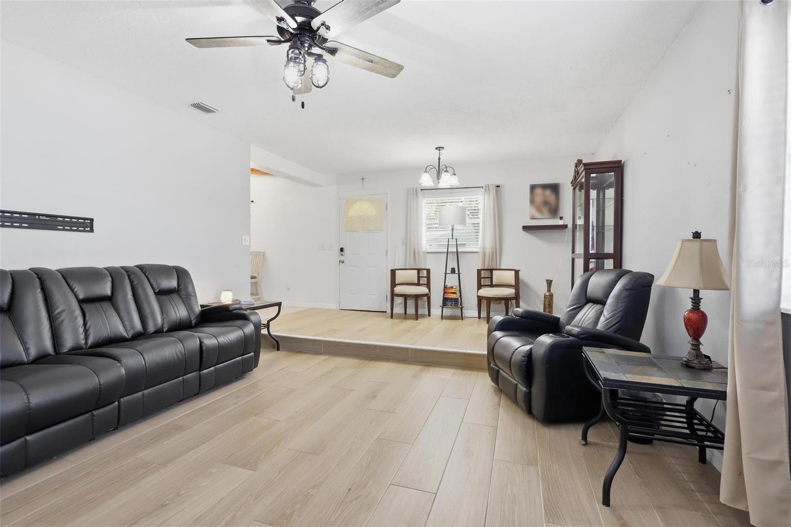 Image 5 of 31 For 343 Elsie Avenue