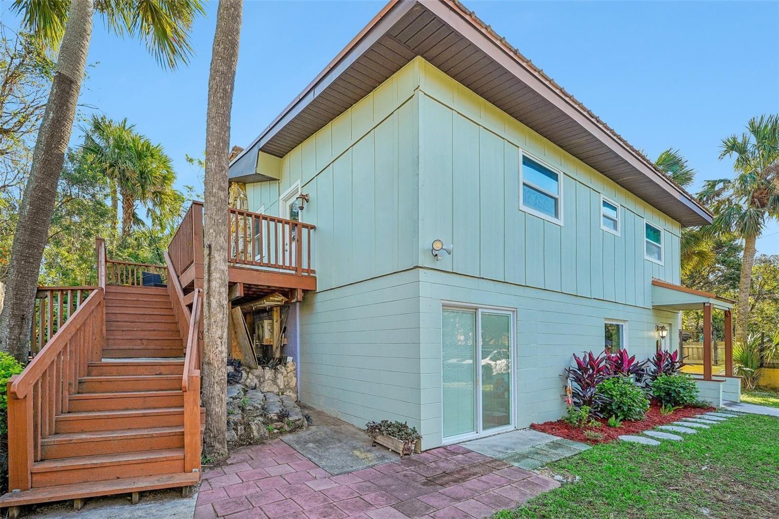 Image 2 of 46 For 934 Halifax Avenue