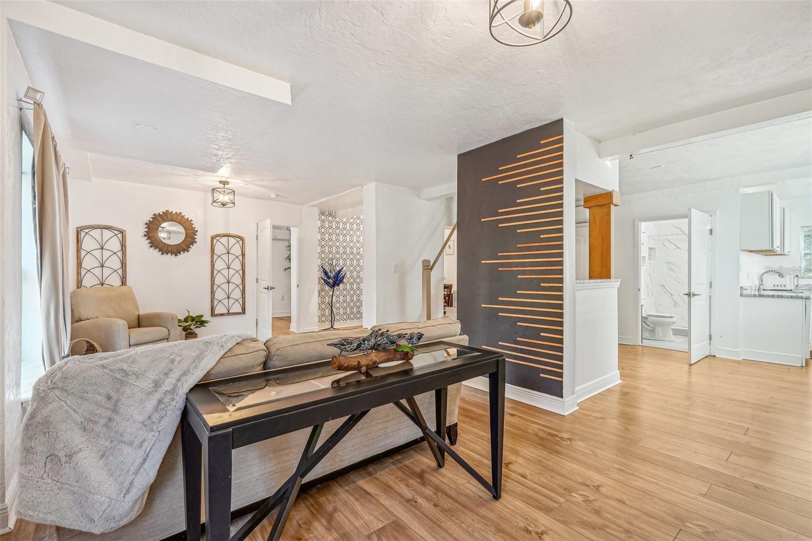 Image 27 of 46 For 934 Halifax Avenue