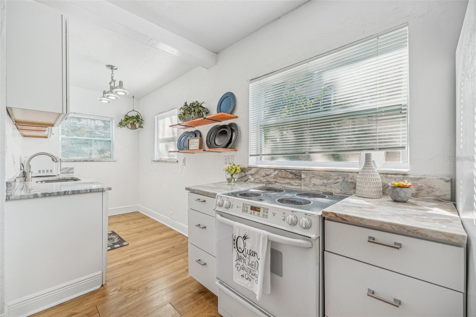 Image 29 of 46 For 934 Halifax Avenue