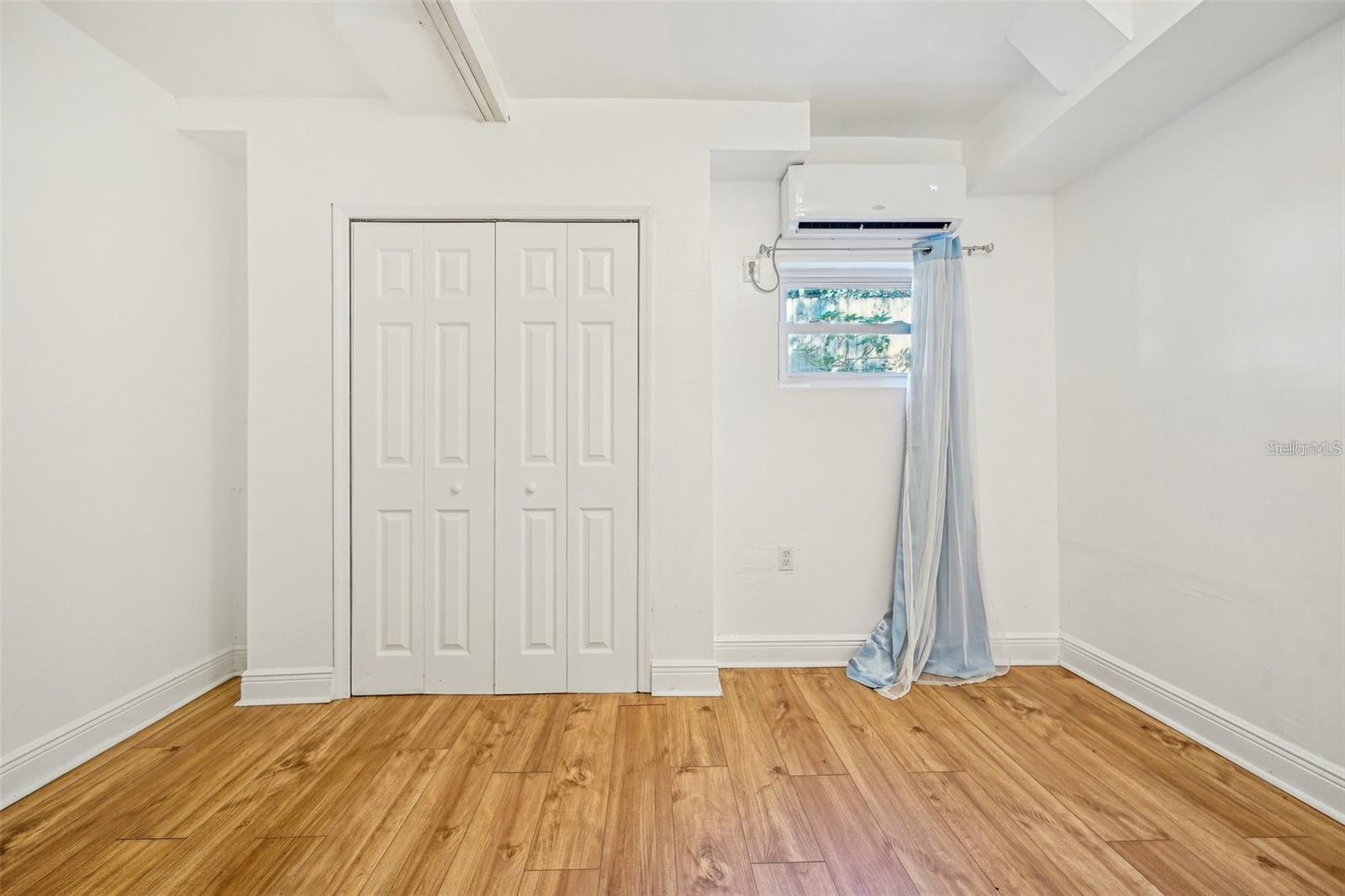 Image 39 of 46 For 934 Halifax Avenue