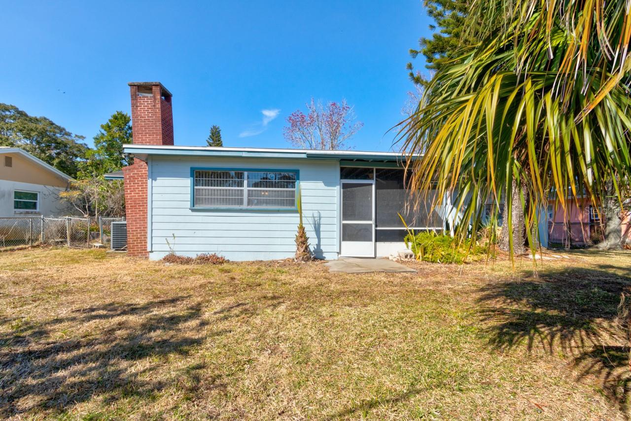 Image 18 of 25 For 67 Broadmoor Circle