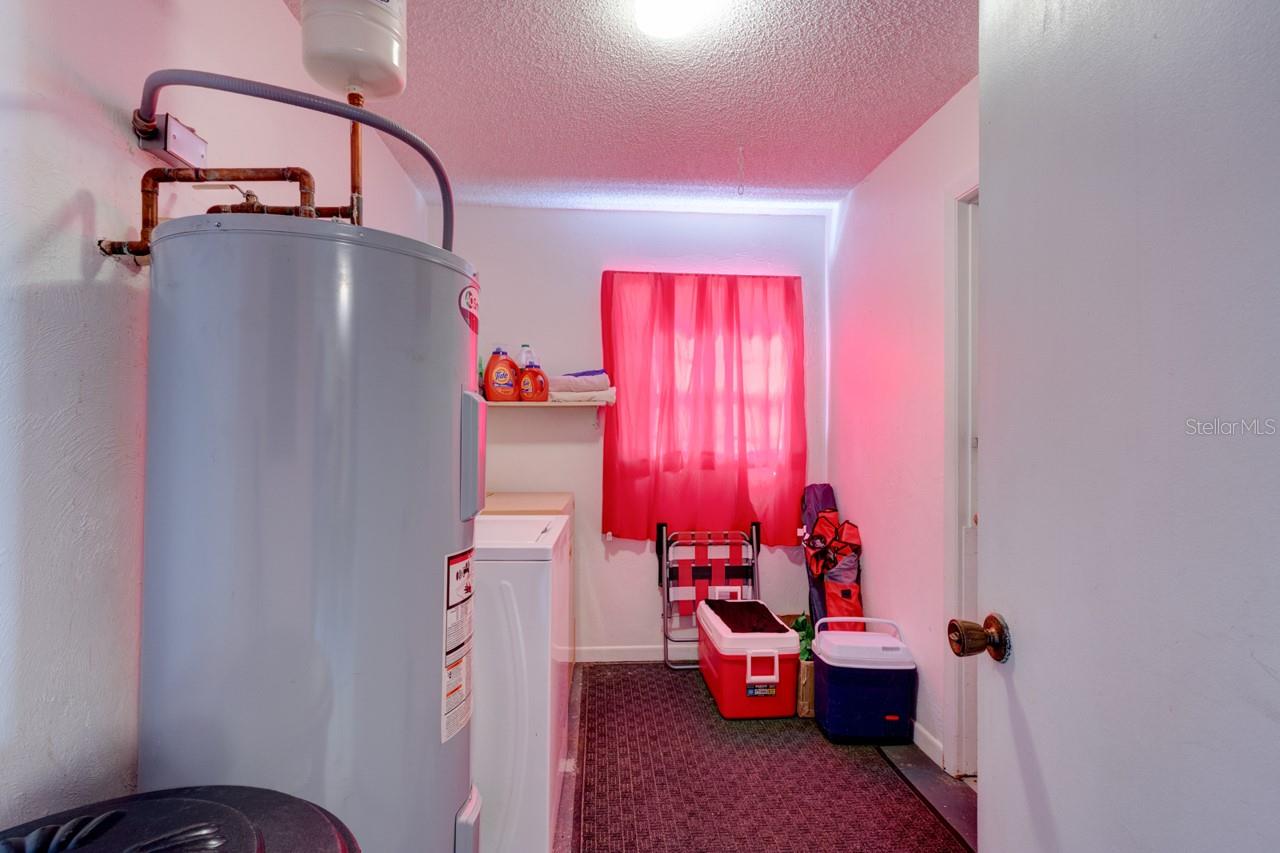 Image 19 of 25 For 67 Broadmoor Circle