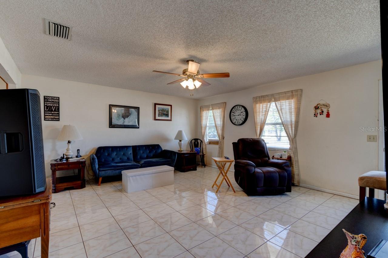 Image 22 of 25 For 67 Broadmoor Circle