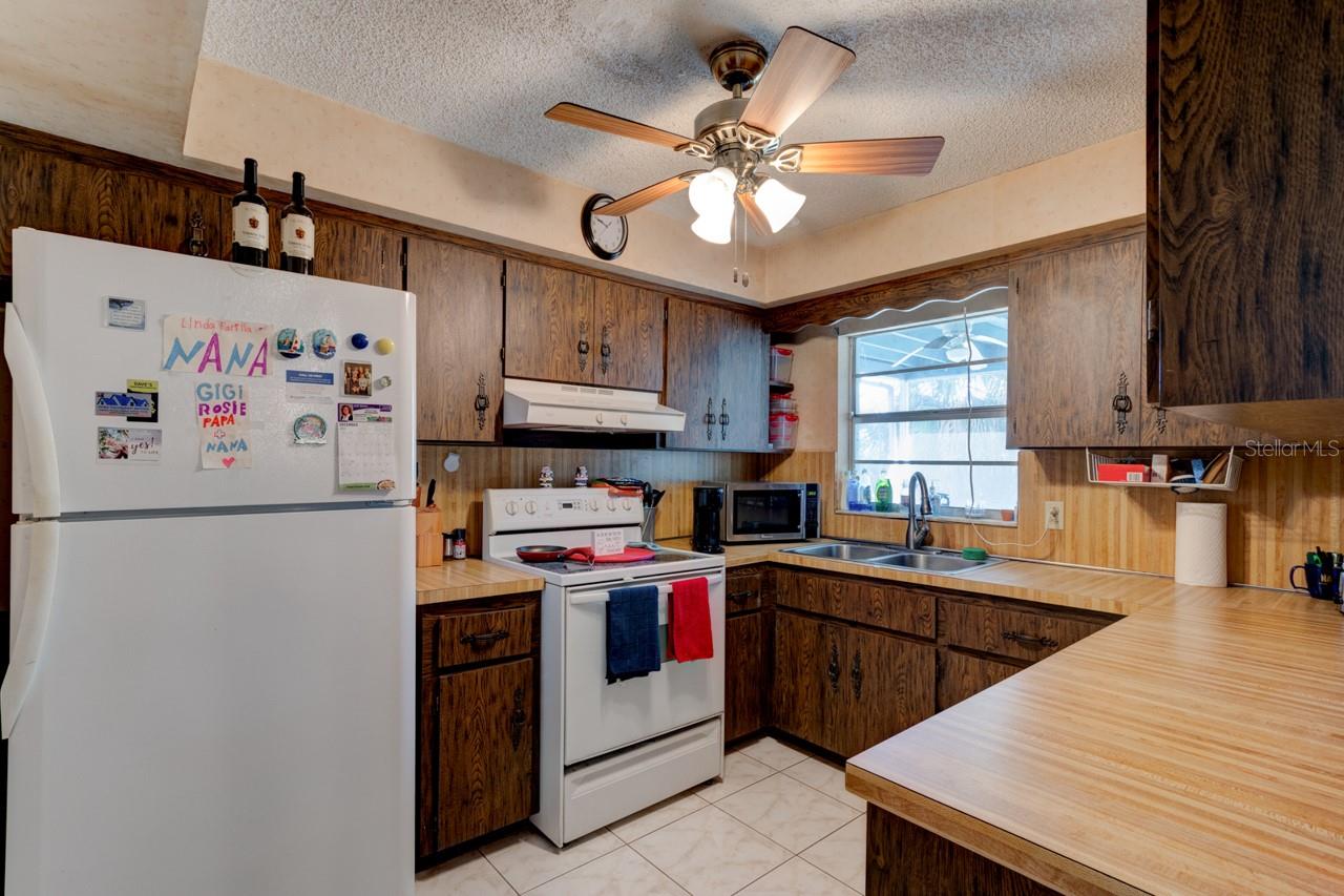 Image 7 of 25 For 67 Broadmoor Circle