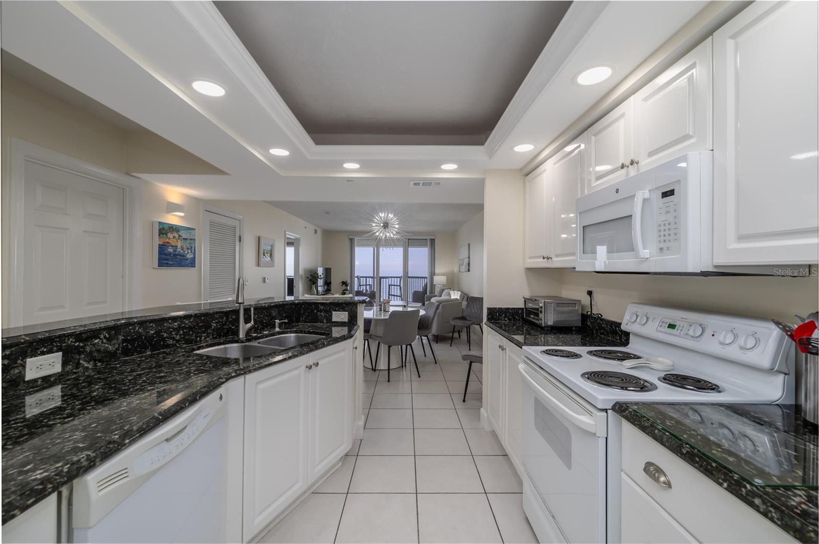 Image 23 of 66 For 3425 Atlantic Avenue 1102